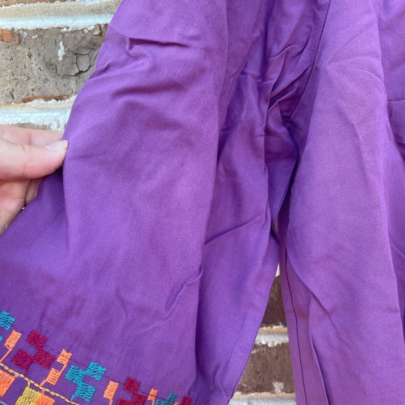 3/$15 💐🦄Beautiful Top💐🦄 - Picture 4 of 6